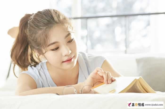 让男人讨好你的法宝：做个冷女人(图2)