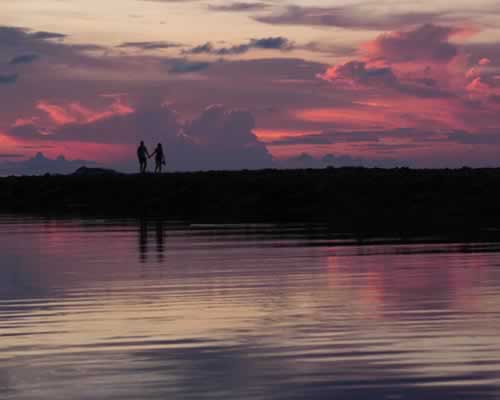 男人哄女人，最爱说这3句“甜言蜜语”，别傻傻当真了 - 恋来情感网