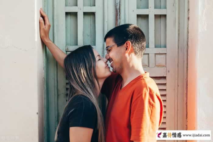 男人哄女人，最爱说这3句“甜言蜜语”，别傻傻当真了(图1)