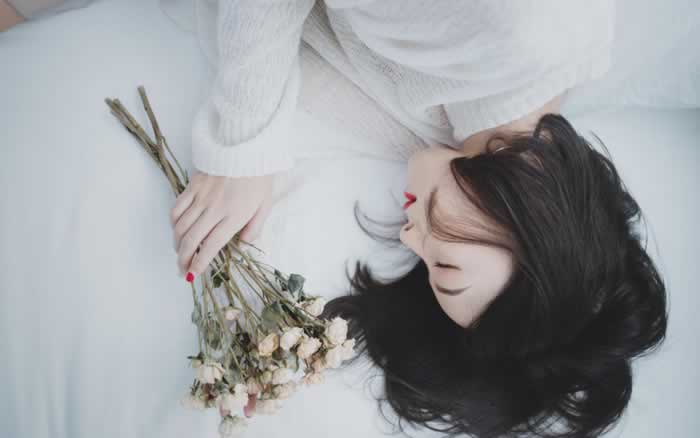 分手后男人为什么没有主动找你挽回？不告诉你永远不会懂(图4)