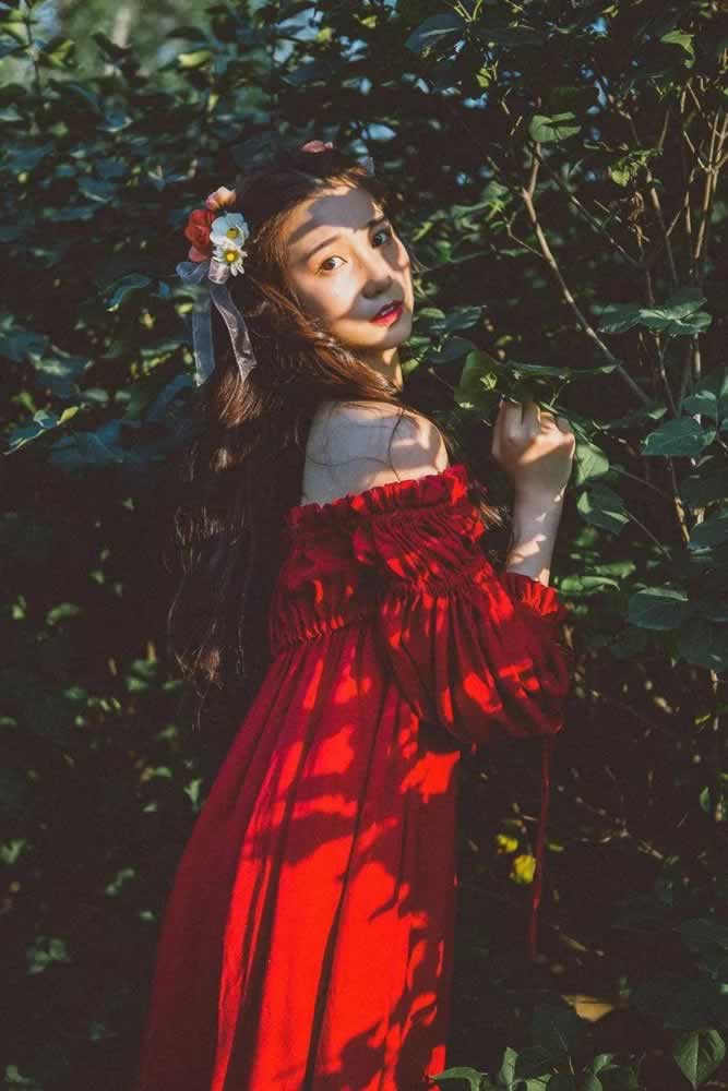 学会消除对方的防御心理，让男人对你不再故意绝情，忍不住挽回你(图2)