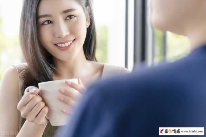 怎么让女人主动找你聊天？3个方法简单又实用(图3)