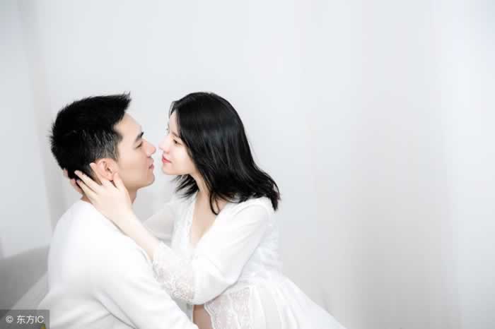 挽回中你需要知道的不是出轨是为什么,而是到底什么是婚姻(图3) 挽回中你需要知道的不是出轨是为什么,而是到底什么是婚姻(图3)