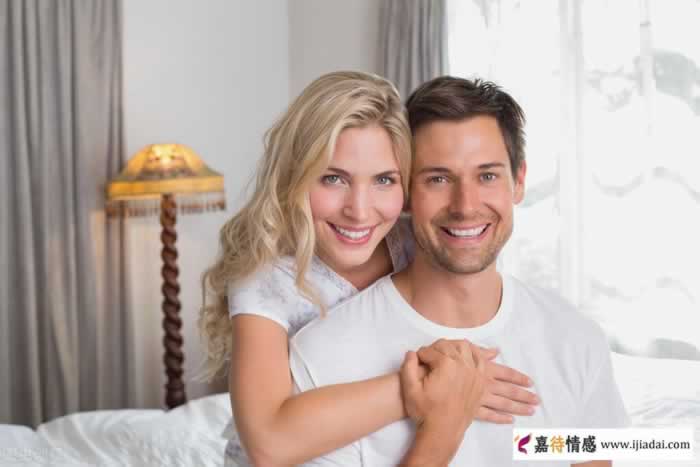 男人内心“弱爆”了，才会有这2种表现(图2)