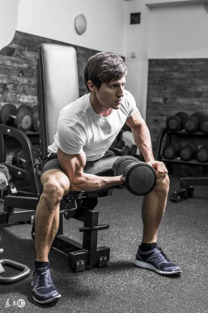 发个朋友圈也能撩人?看看挽回大师怎么指导朋友圈建设(图5) 发个朋友圈也能撩人?看看挽回大师怎么指导朋友圈建设(图5)