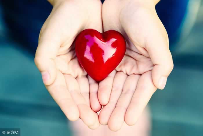 男友累了冷战分手，该如何挽回爱情？(图1)