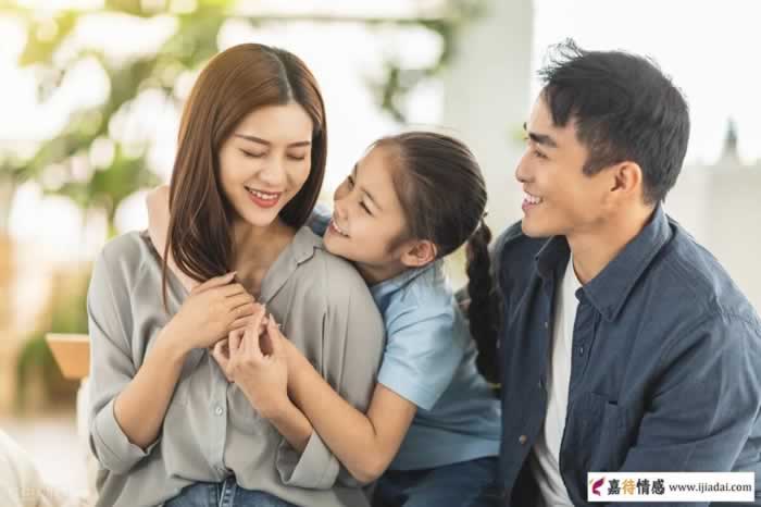 真正聪明的女人，有时候看起来很“笨”(图2)