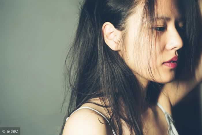 挽回的你要知道，男人有这些举动就准备要分手了！(图2)