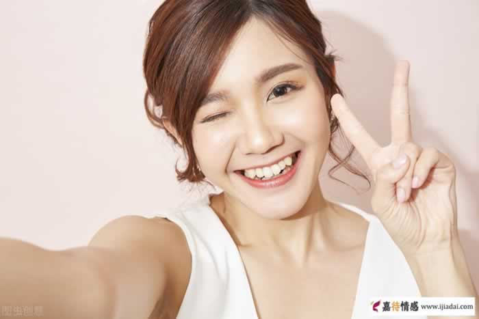 女人到了中年，缺爱和缺钱哪个更可怕？(图3)