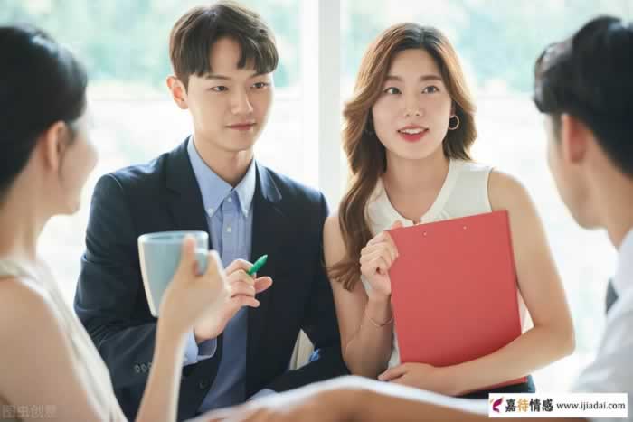 人到中年，男人是否有福气，从穿着上就能看出来(图2)