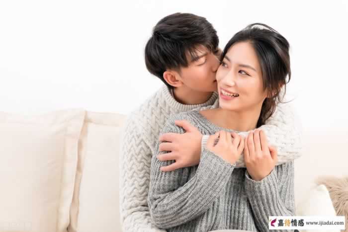 人到中年，男人是否有福气，从穿着上就能看出来(图1)