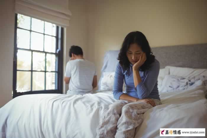 女人还是原配好，离婚娶了小娇妻，肠子悔青了(图4)