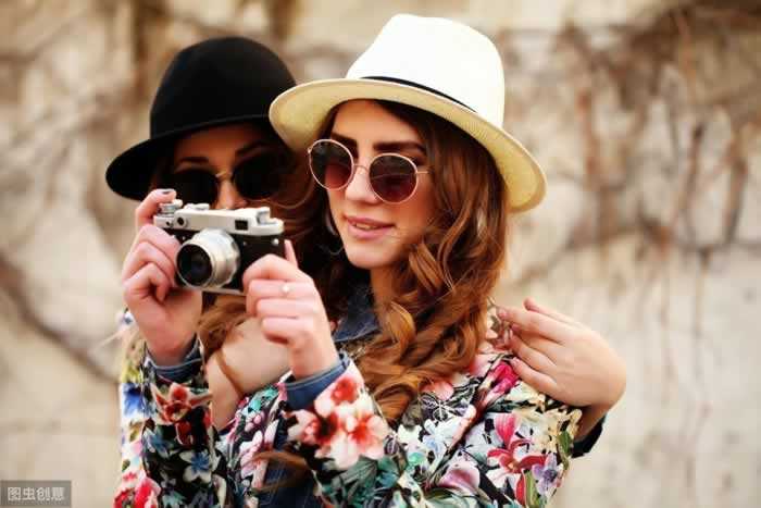 分手后如何利用神秘法则，让男人主动求你复合？(图1)