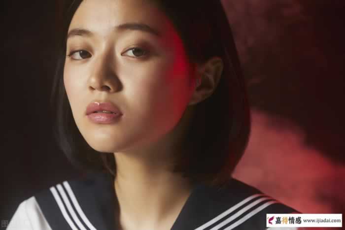 男人与多个女人保持暧昧关系，会有这2个表现！太可恶(图1)