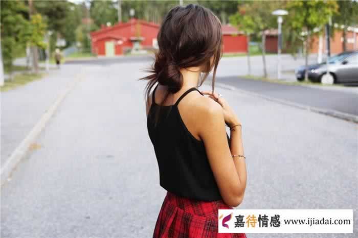 支付宝转账，网贷，男子被“离异女”骗走10多万，勿贪图美色(图4)