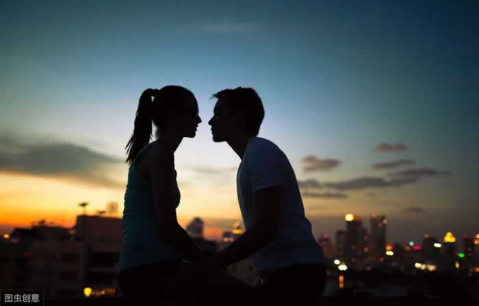 挽回前男友，不委屈自己，学着做一个高情商的女人(图2)