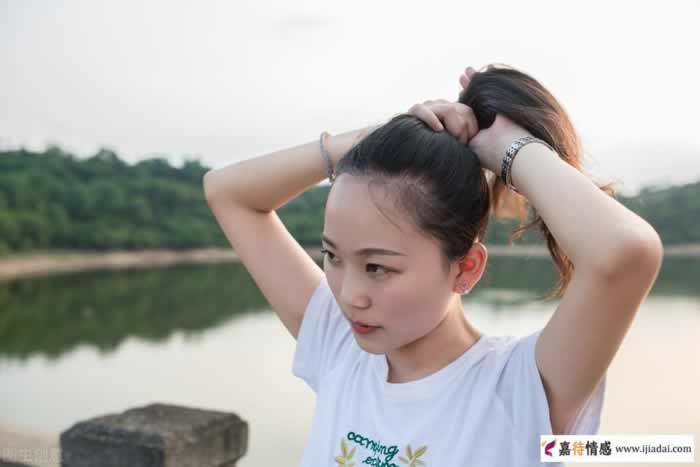 哪种女人，你不联系，她就不主动？(图1)