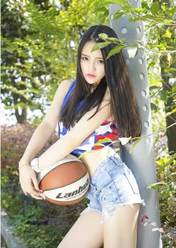 感情中，对爱情患得患失的姑娘怎么挽回？(图1)