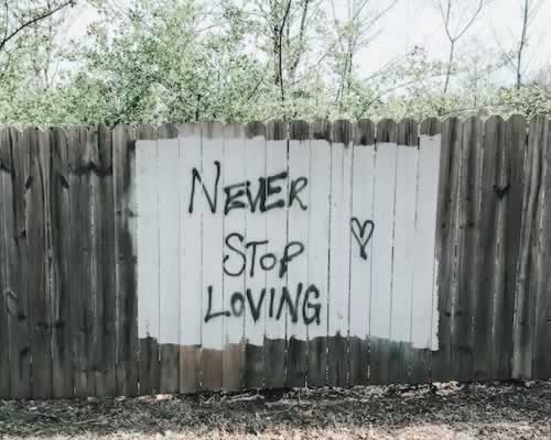 父母不同意远嫁要不就当没我这个人 - 恋来情感网