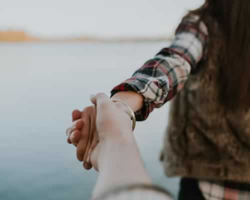 女朋友对我的事越来越不上心了 - 恋来情感网