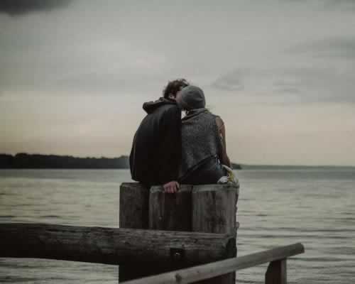 堕胎后男友对我很冷淡怎么办？快要受不了了 - 恋来情感网