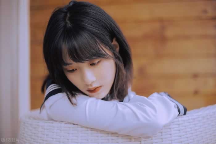 绿茶女的三大受宠秘籍:如何抓牢男人心?(图1) 绿茶女的三大受宠秘籍:如何抓牢男人心?(图1)