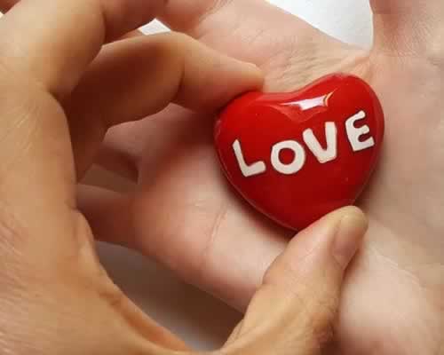 恋爱中的出轨，该如何挽回？ - 恋来情感网