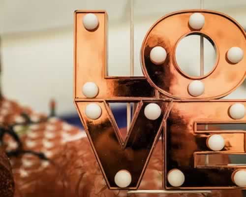 结婚7年，丈夫出轨很后悔，但又可怜小三不能断(图1)