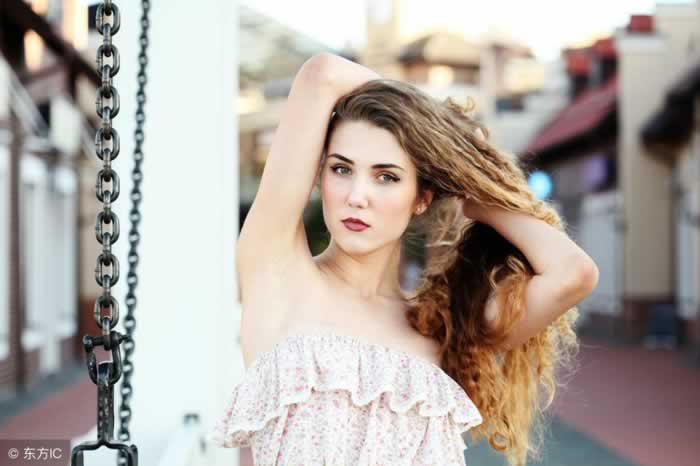 常做这三件事的女人，根本不爱你，男人别傻了(图2)