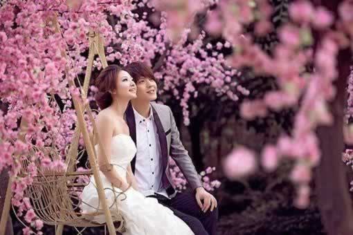 婆婆挑唆男友跟你分手，挽回时做好这些分分钟逆袭！(图1)