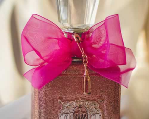 异性相处，女人拒绝你的表现：冷(图1)