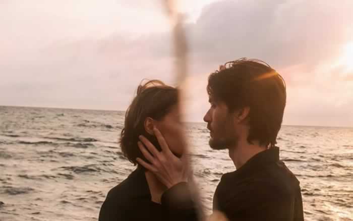 正在经历“丧偶式”婚姻？想要改变现状，做这3件事(图3)