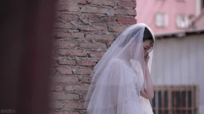 正在经历“丧偶式”婚姻？想要改变现状，做这3件事(图1)